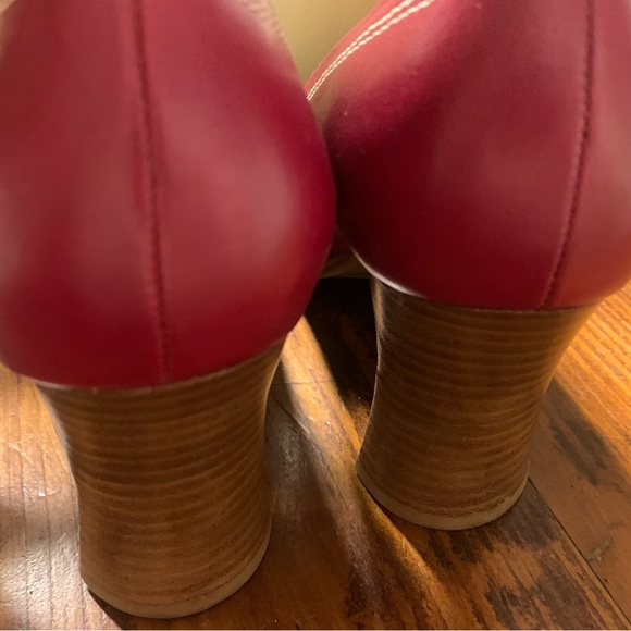 ❤️🔥New red leather heel shoe in box HushPuppies❤️ - Picture 8 of 16